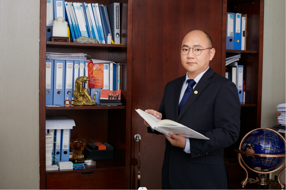 中国天启网页版登录入口协会副会长访谈录 | 庄展诺：成为科技装饰第一股